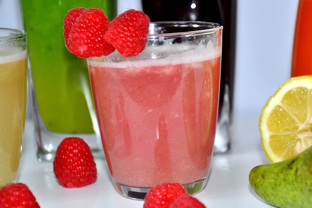 sok z gruszek i malin