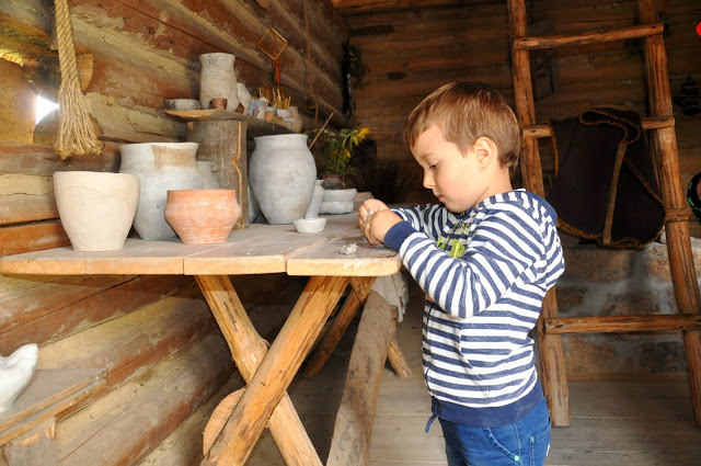 huta szklana, osada średniowieczna, święty krzyż