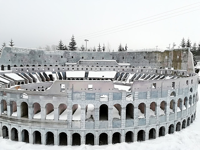 park miniatur, aleja miniatur, krajno, świętokrzyskie