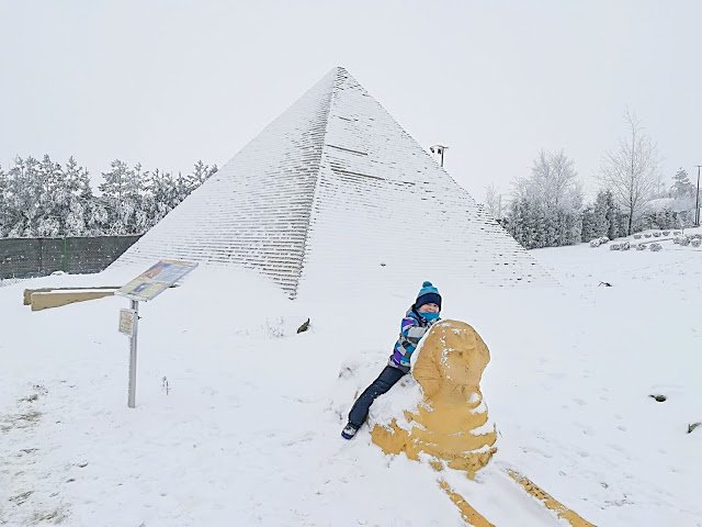 park miniatur, aleja miniatur, krajno, świętokrzyskie