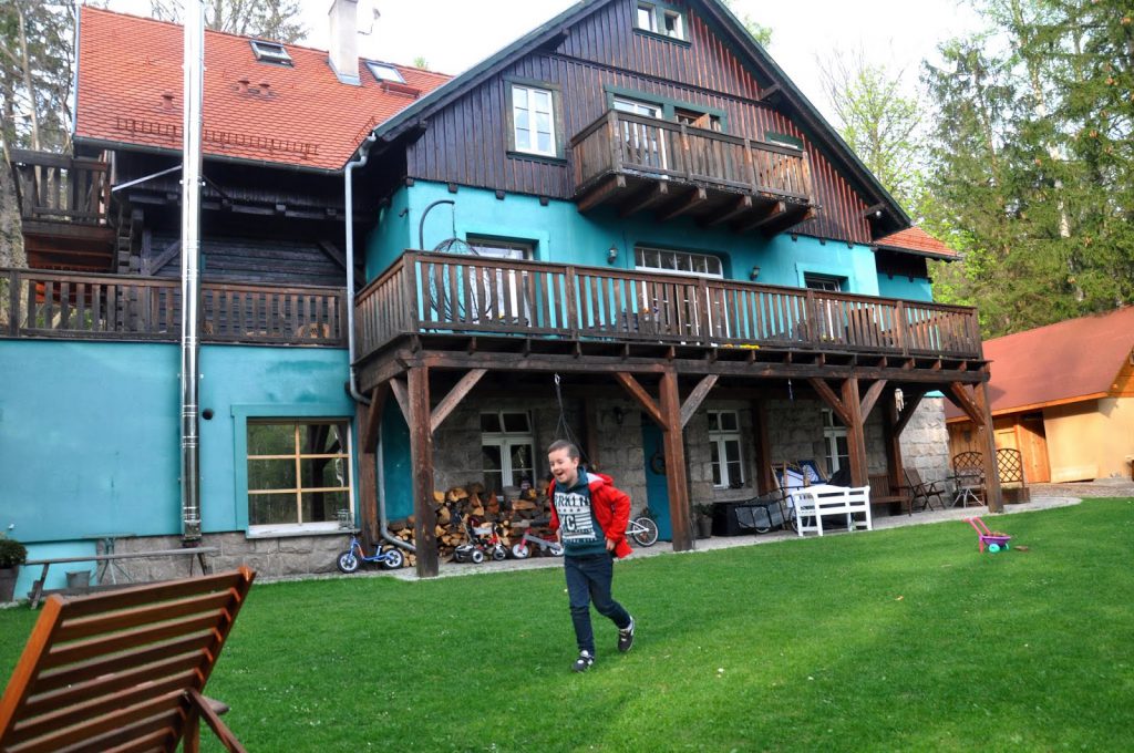 Karkonosze domki nad stawem